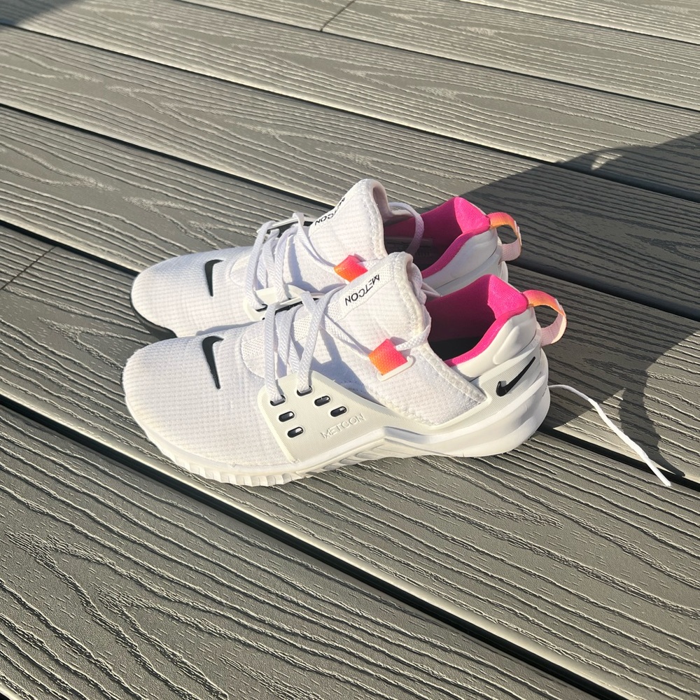 Women’s Nike metcon size 7